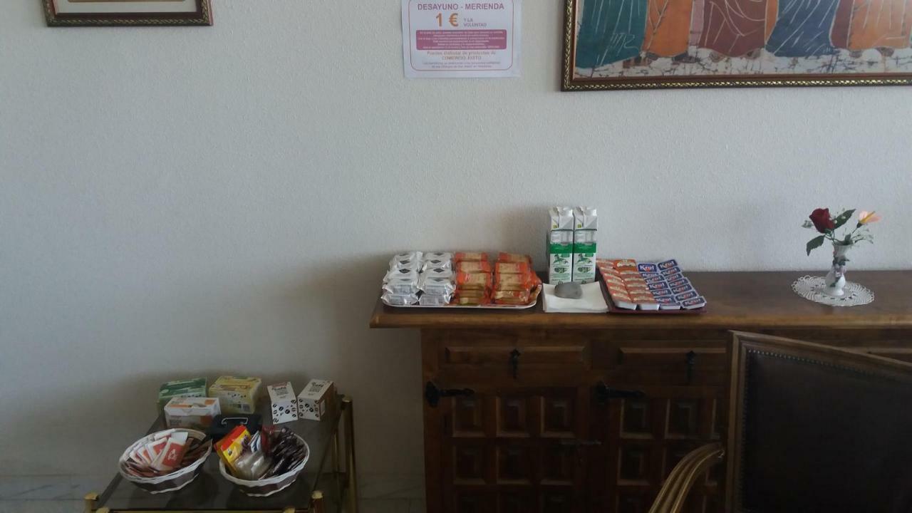 Centro San Viator Hostel Valladolid Ngoại thất bức ảnh