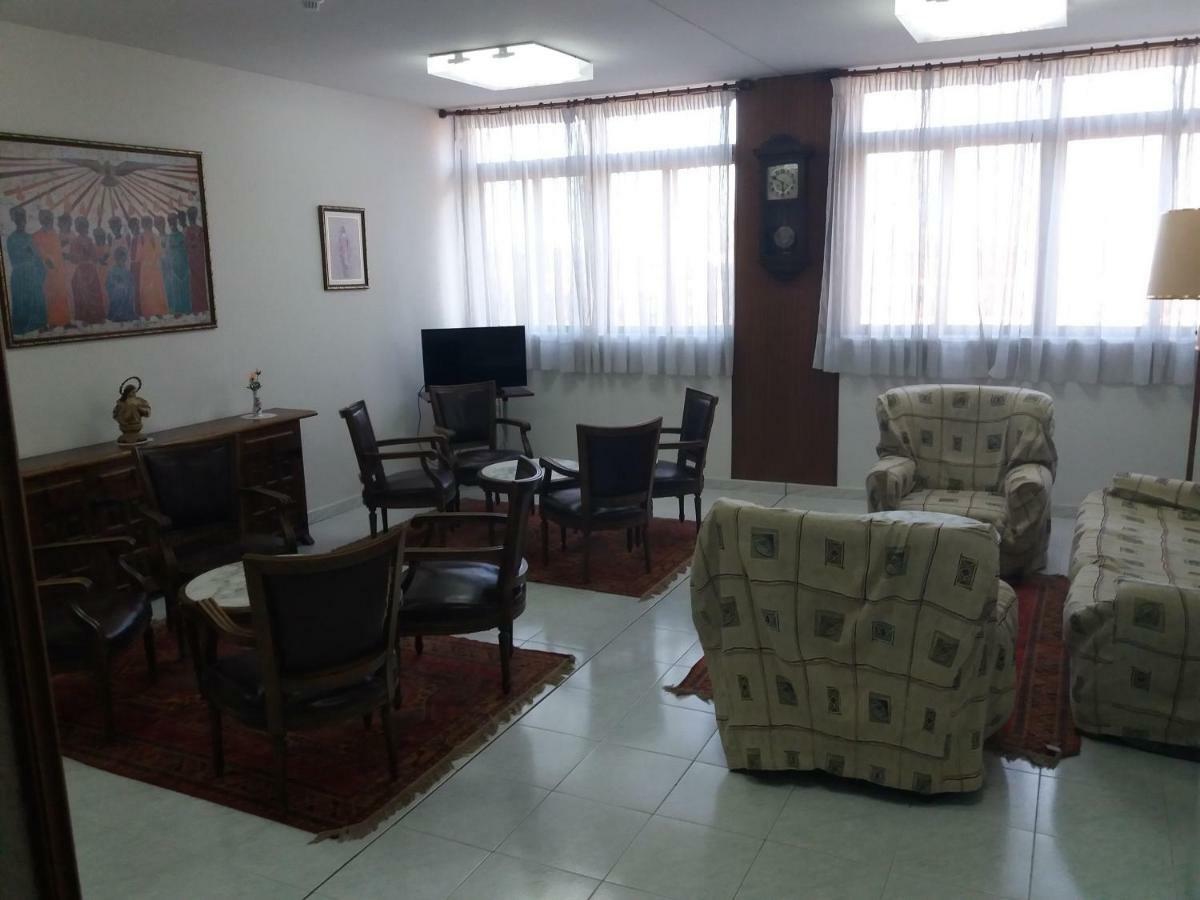 Centro San Viator Hostel Valladolid Ngoại thất bức ảnh