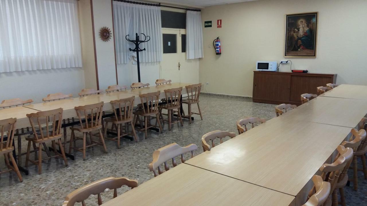 Centro San Viator Hostel Valladolid Ngoại thất bức ảnh