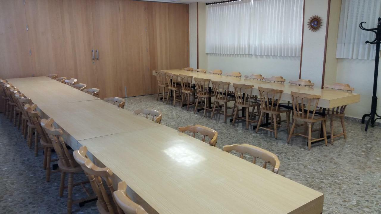 Centro San Viator Hostel Valladolid Ngoại thất bức ảnh